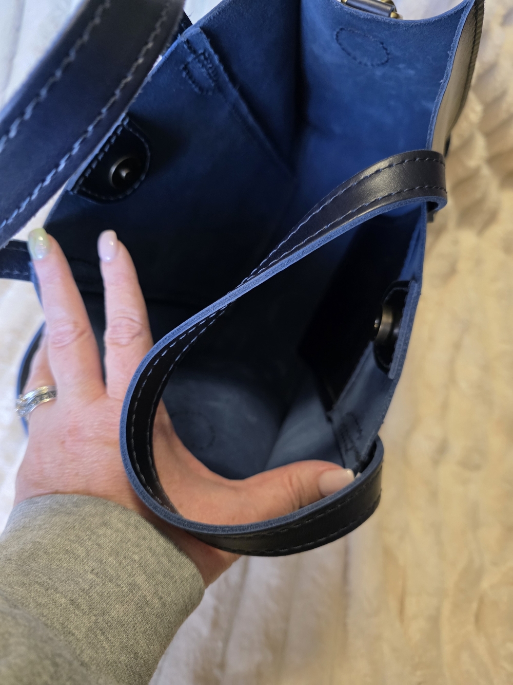 Portland Leather Classic Lola Cowboy Blue Leather Crossbody Tote - Picture 6 of 7